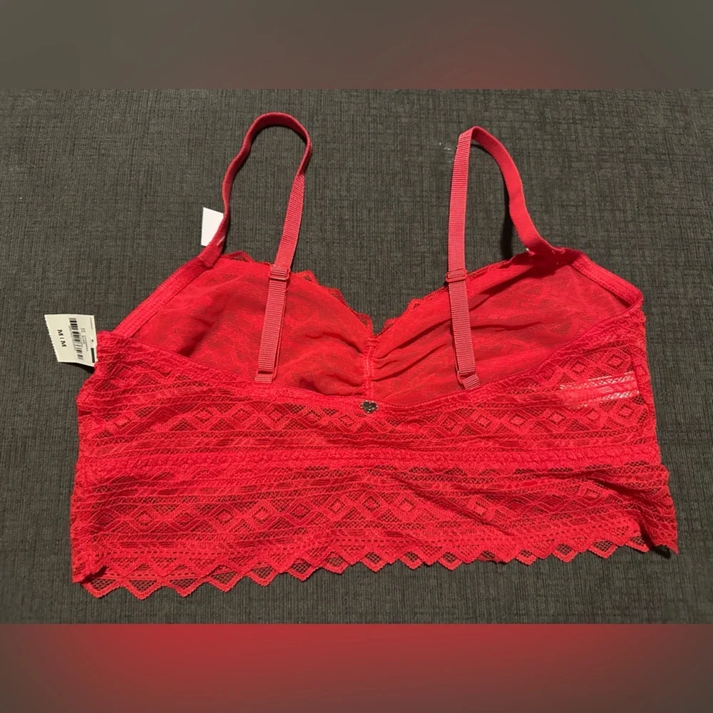 Victoria’s Secret PINK Lace Bralette, Size Medium. NWT.